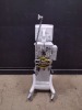 GE CARESCAPE R860 VENTILATOR - 2
