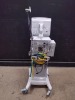 GE CARESCAPE R860 VENTILATOR - 2