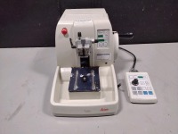 LEICA RM 2255 MICROTOME
