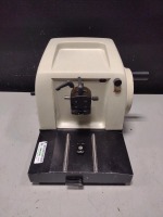 LEICA RM2125 MICROTOME