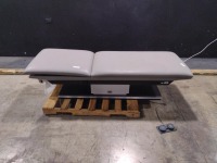 HAUSMANN PT TABLE