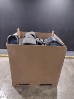LOT OF GEORGIA-PACIFIC ENMOTION PAPER TOWEL DISPENSERS