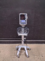 MINDRAY ACCUTORR V PATIENT MONITOR