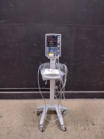 MINDRAY ACCUTORR V PATIENT MONITOR
