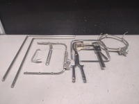 LOT OF RETRACTORS/BLADES