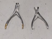 LOT OF BONE CUTTING FORCEPS