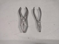 LOT OF AESCULAP FLAT-NOSE PLIERS