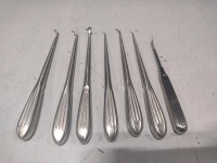 LOT OF BONE CURETTES