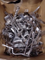 LOT OF VARIOUS INSTRUMENTS