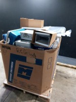 LOT OF EMPTY INSTRUMENT CASES & TRAYS