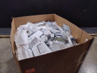 LOT OF VARIOUS DISPOSABLES