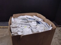 LOT OF VARIOUS DISPOSABLES