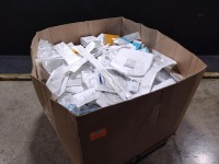 LOT OF VARIOUS DISPOSABLES