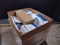 LOT OF VARIOUS DISPOSABLES