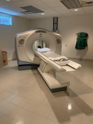 2004 GE Light Speed Ultra 8 Slice CT Scanner Serial Number 358047CN9 Patient Handling SystemPower Distribution Unit A1 Main Panel Extreme Console w DVD & MOD Performix Tube install 10/2015 Performix Tube has 33.3 mAS  License Keys:Smart Prep, Smart Speed,