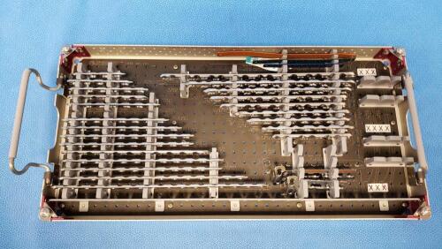 SYNTHES LARGE FRAG PLATE SET