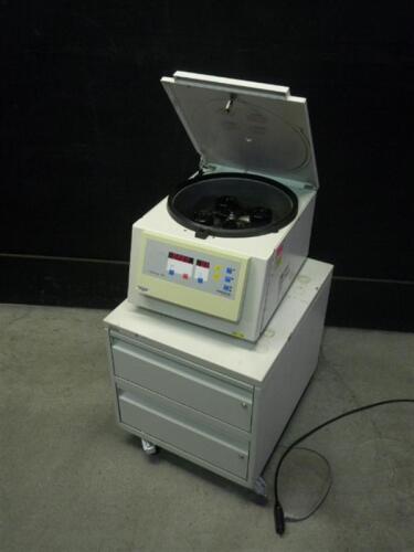 HERAEUS LABOFUGE 400 CENTRIFUGE WITH ROLLING CART