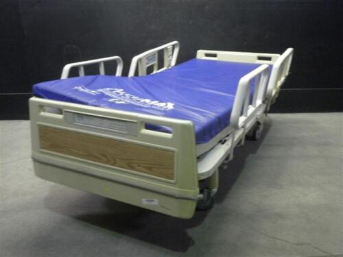 HILL-ROM ADVANCE 2000 HOSPITAL BED WITH HEAD AND FOOT BOARDS