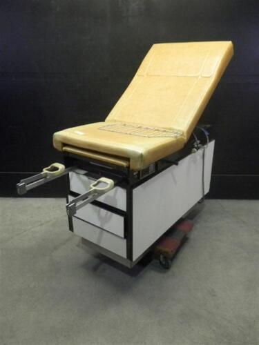 MIDMARK 102 EXAM TABLE