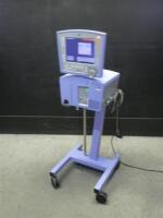 CAREFUSION AVEA 17211 VENTILATOR ON ROLLING STAND