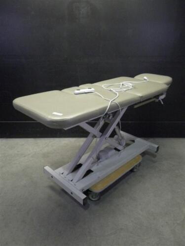 POWER TREATMENT TABLE WITH FOOTSWITCH