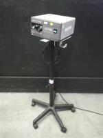 LUXTEC 9100 LIGHT SOURCE ON ROLLING STAND