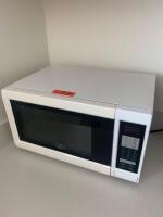 OSTER MICROWAVE