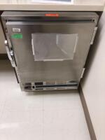 FOLLETT REF SERIES UNDER COUNTER REFRIGERATOR