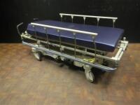 HILL-ROM TRAUMA STRETCHER