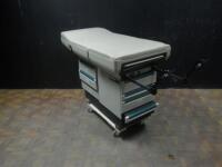 MIDMARK 404 EXAM TABLE