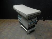 MIDMARK 404 EXAM TABLE