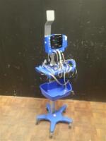 GE CARESCAPE V100 VITAL SIGN MONITOR ON ROLLING STAND