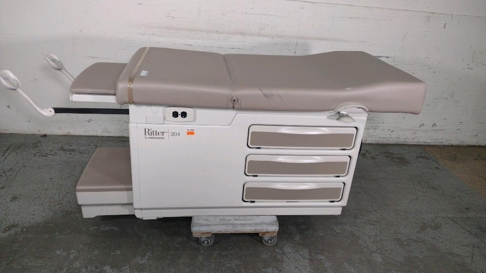 RITTER/MIDMARK 204 EXAM TABLE