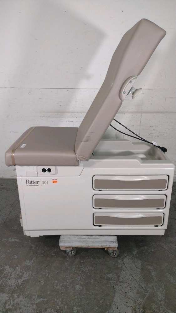 RITTER/MIDMARK 204 EXAM TABLE