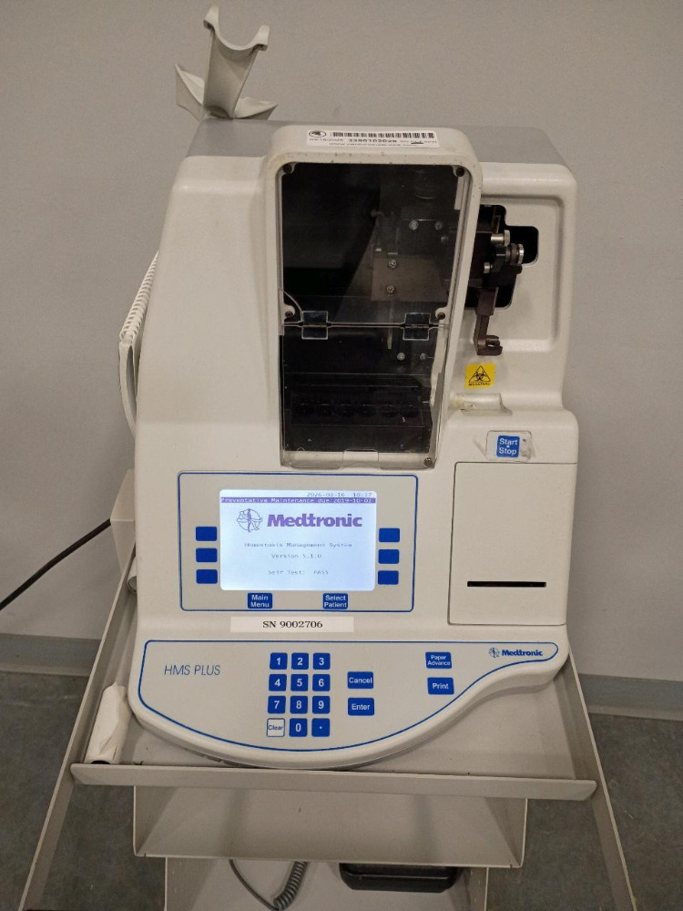 Hms Plus Instrument MEDTRONIC HMS PLUS ANALYZER WITH HEPTRAC IN VITRO DEVICE ON CART