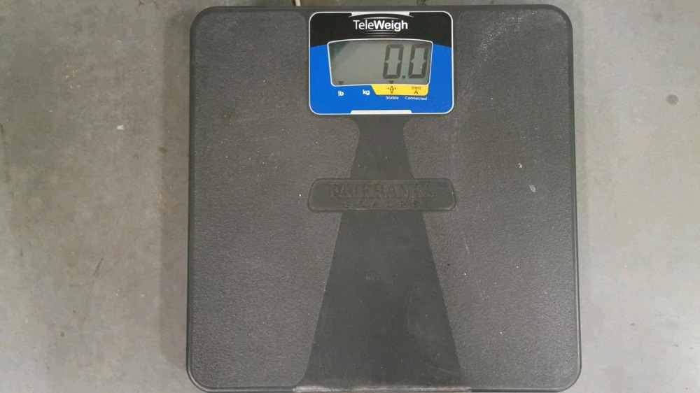MIDMARK IQVITALS VITAL SIGNS MONITOR WITH TELEWEIGH SCALE ON ROLLING STAND