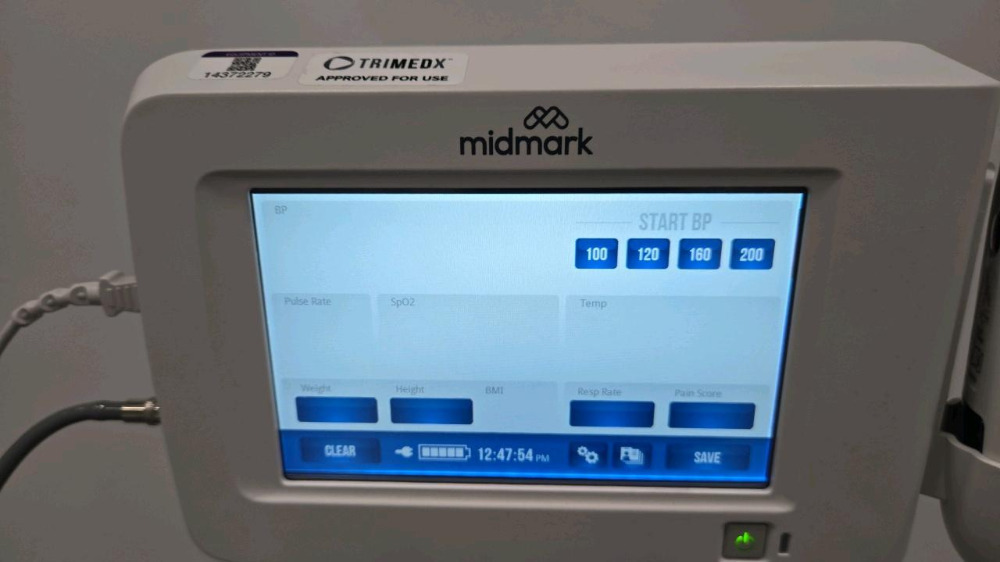 MIDMARK 1-100-1645 DIGITAL VITAL SIGNS MONITOR (PHIC)