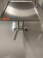 PEDIGO DUAL POST / FOOT OPERATED LARGE MAYO STAND