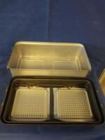 V MUELLER CD3-9CDL GENESIS STERILIZATION CONTAINER W/ LID 9" DEEP