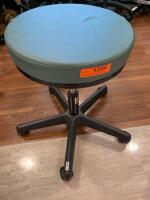 OAKWORKS EXAM STOOL