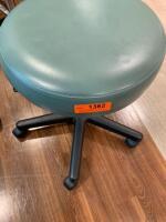 WINCO EXAM STOOL