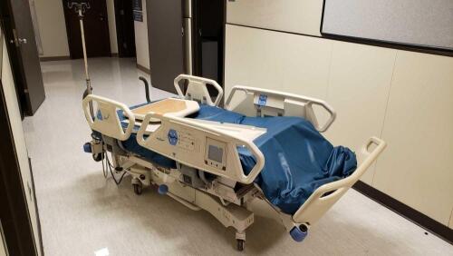 HILL-ROM TOTAL CARE HOSPITAL BED WITH 1 MODULE (ROTATION)