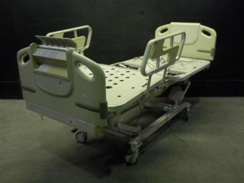 HILL-ROM HOSPITAL BED