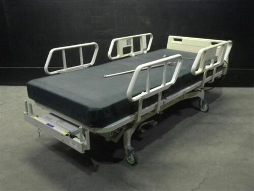 HILL-ROM ADVANCE 1105 HOSPITAL BED WITH HEAD BOARD