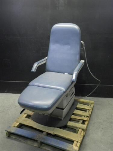 MIDMARK PODIATRY 417 POWER EXAM CHAIR