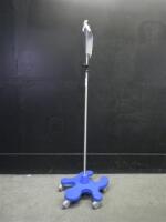 PEDIGO IV POLE ON ROLLING STAND