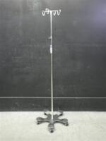 PEDIGO IV POLE ON ROLLING STAND