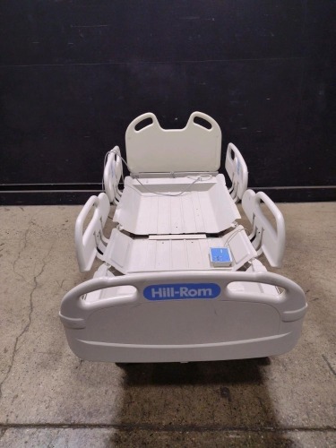 HILL-ROM VERSACARE HOSPITAL BED