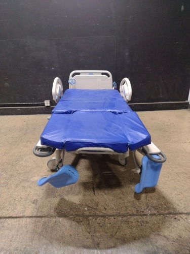 HILL-ROM AFFINITY 4 BIRTHING BED