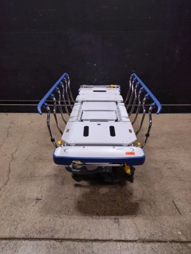 STRYKER 1115 BIG WHEEL STRETCHER